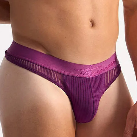 TEAMM8 Casanova Thong