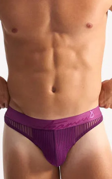 TEAMM8 Casanova Thong